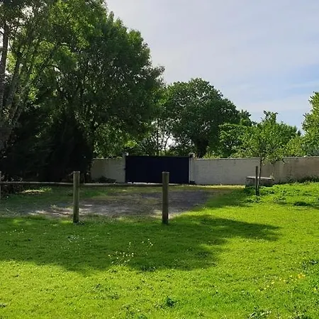 L'oasis Des Marais Irisia Holiday home Bords